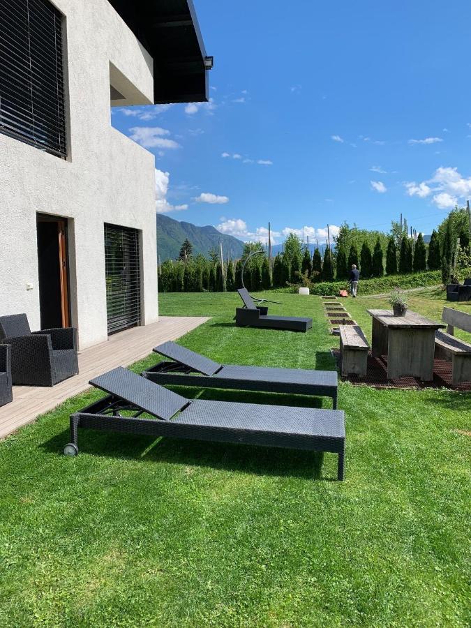 Weingut Bachguetl Apartment Cermes Bagian luar foto