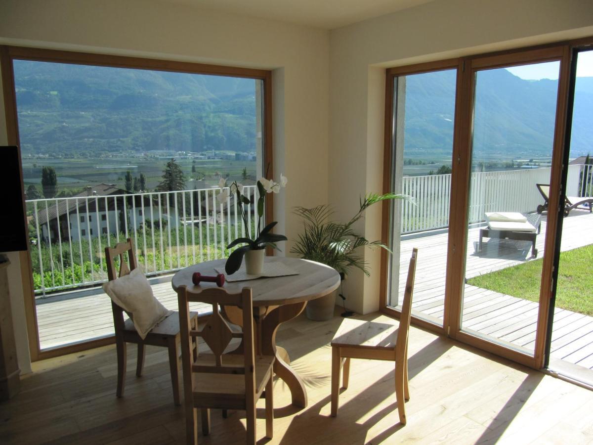 Weingut Bachguetl Apartment Cermes Bagian luar foto